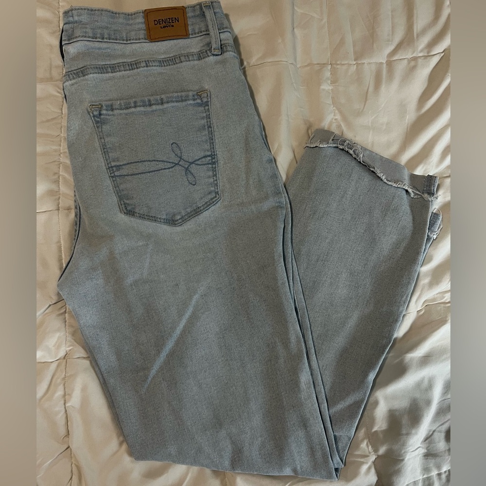 Levi's Light Blue Jeans